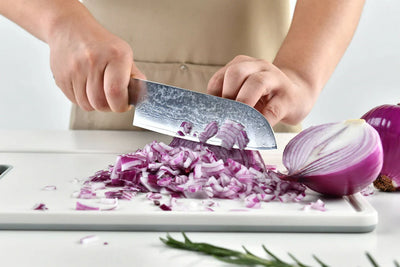 ダマスカス三徳包丁の値段って？相場は？安い包丁から高い包丁まであるのはなぜ？